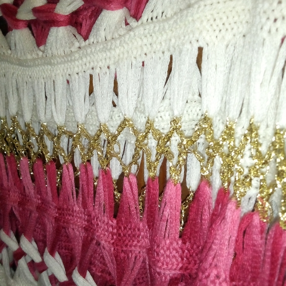 Very cute layering top - Picture 4 of 7